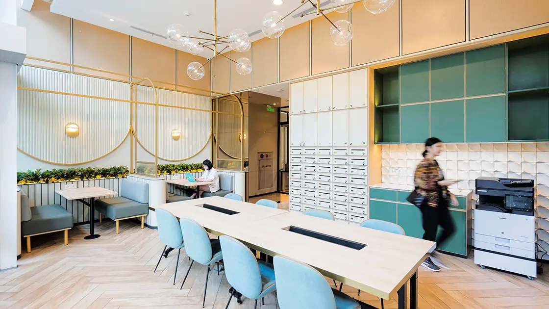 ruang kerja coworking gowork lippo mall puri jakarta barat