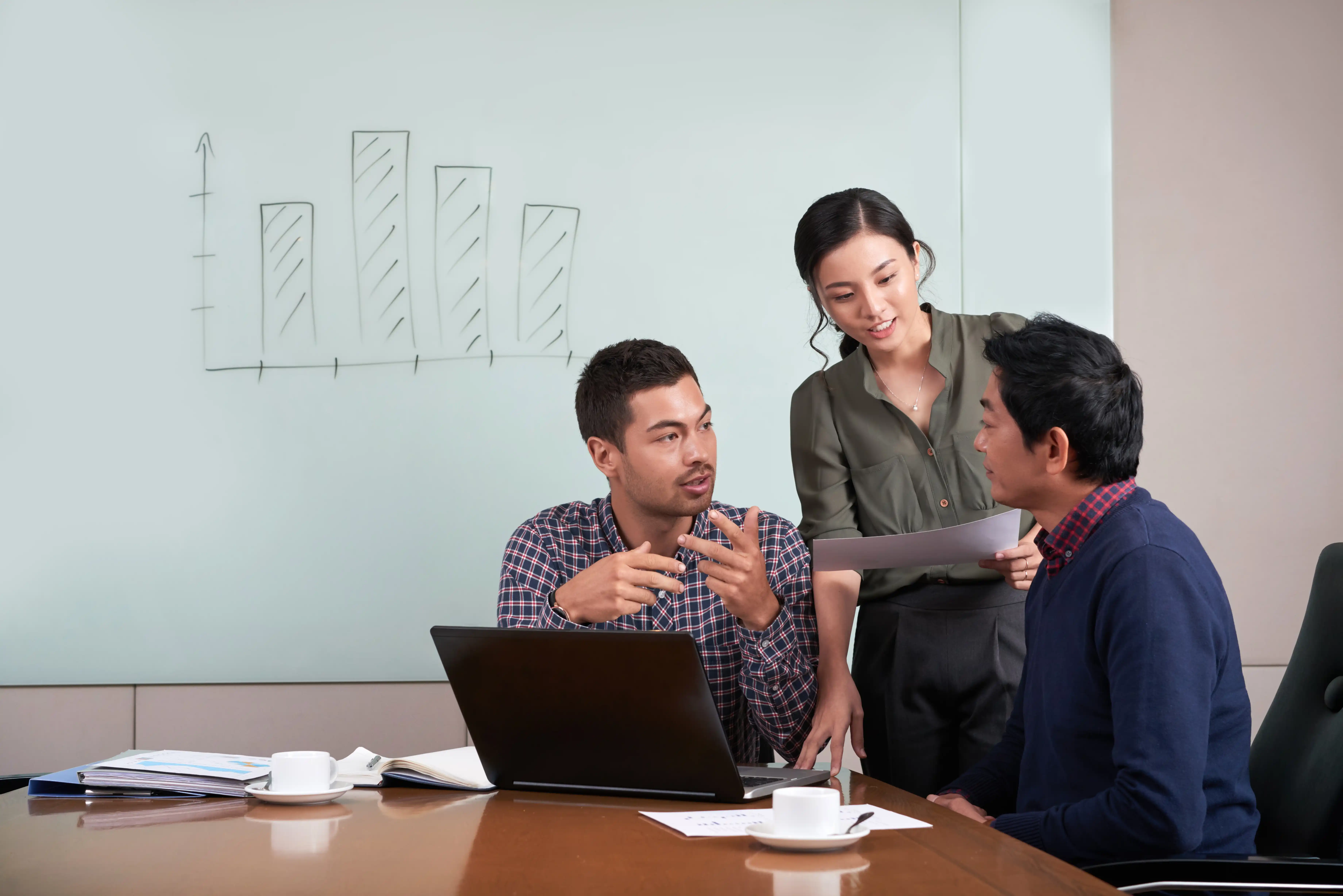4 Tips Menciptakan Teamwork yang Solid dan Produktif di Era Kerja Modern