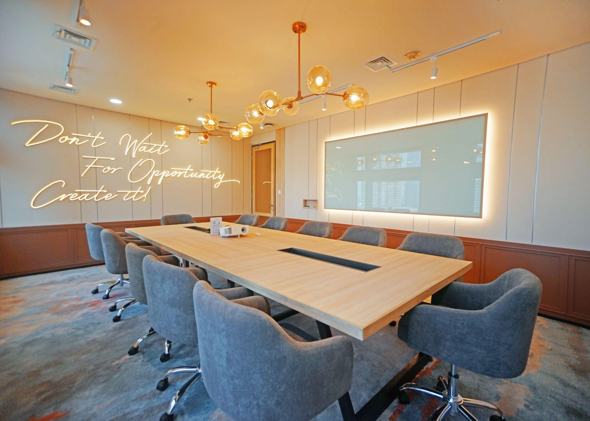 6 Tips Memilih Ruang Meeting di Medan yang Nyaman dan Profesional