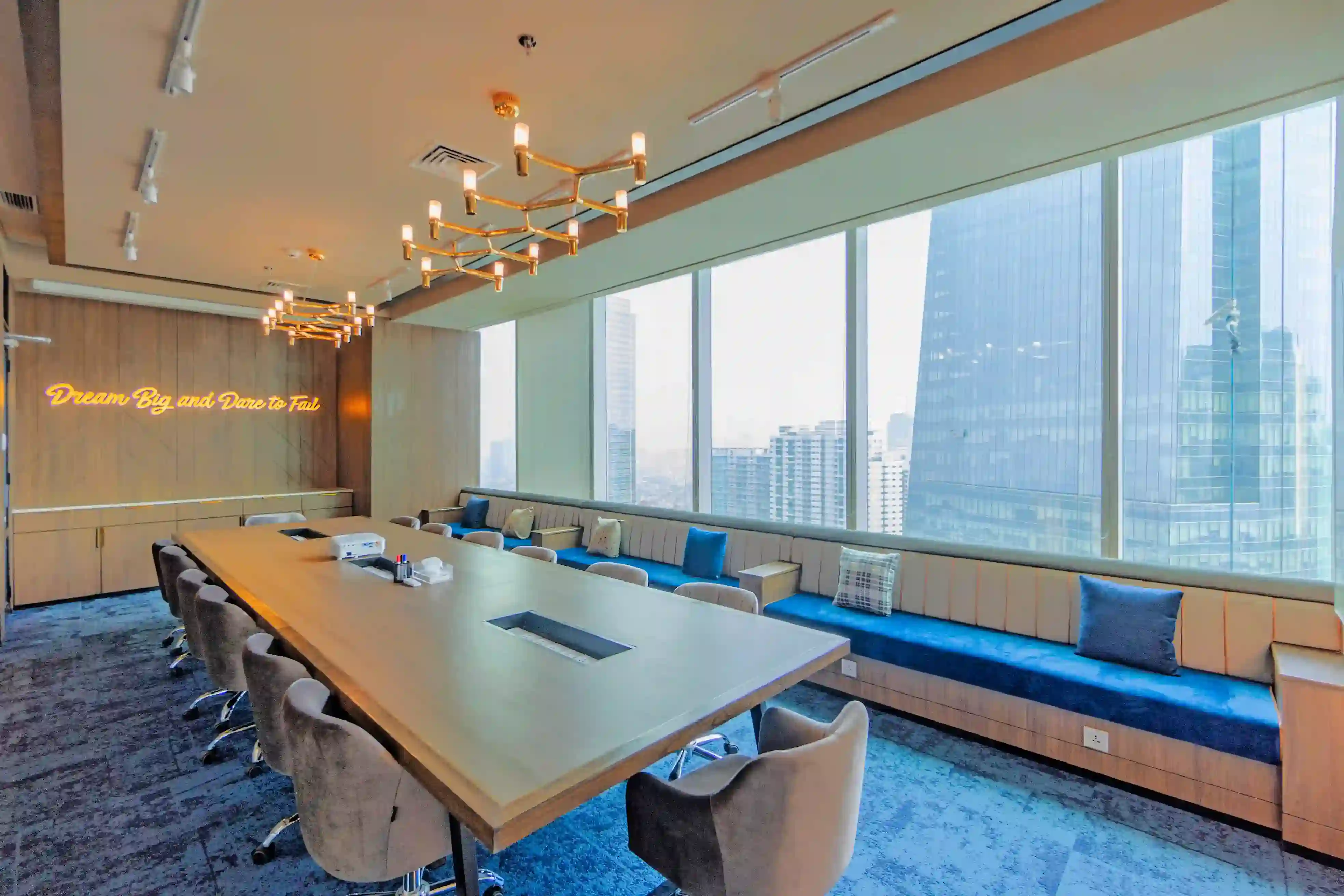 Sewa Meeting Room vs Kafe: Mana yang Lebih Efektif untuk Meeting Tahunan?