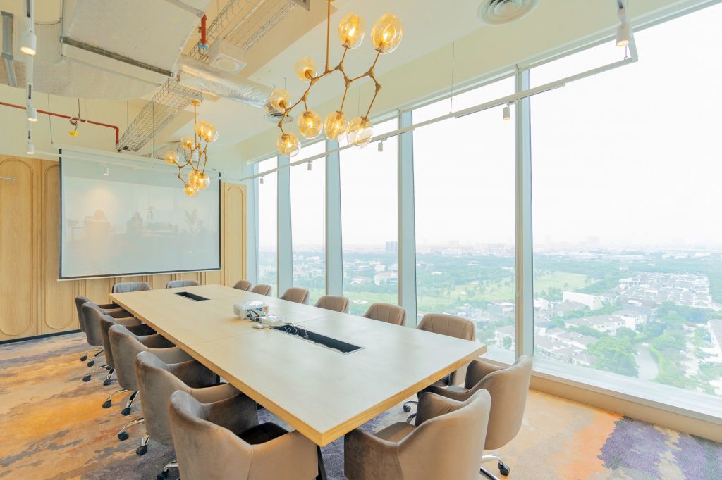 Rapat Anti Boring: Sewa Meeting Room Surabaya yang Buat Fokus Meningkat
